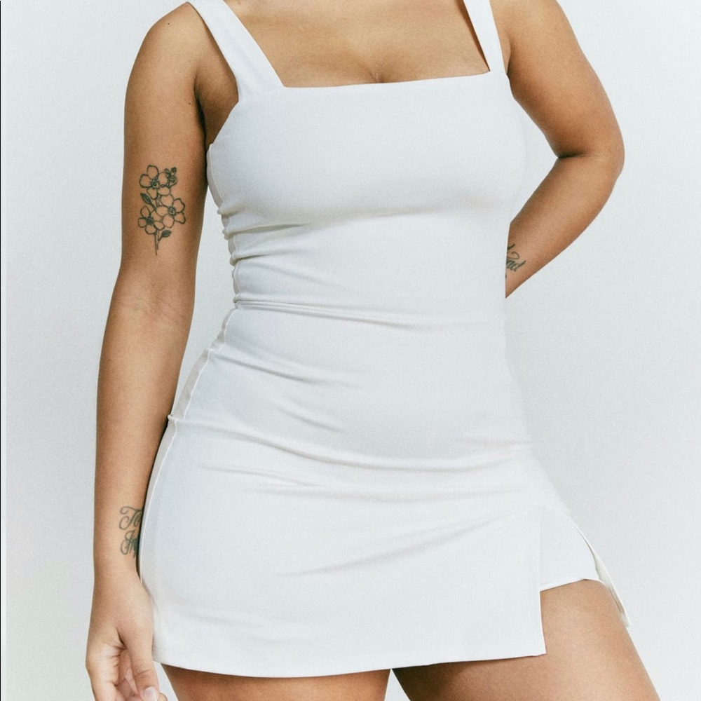 NWT Reformation Daria Ecomove White Active Dress